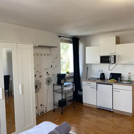 Apartmenthaus * Selbitz