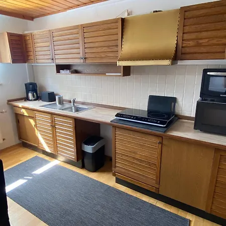 Apartmenthaus * Selbitz