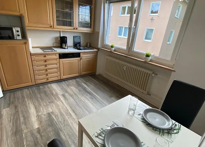아파트 Apartmenthaus *